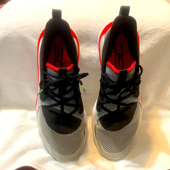 UA CURRY 7, 11.5 MENS, WHITE/BLACK - Picture 6 of 7